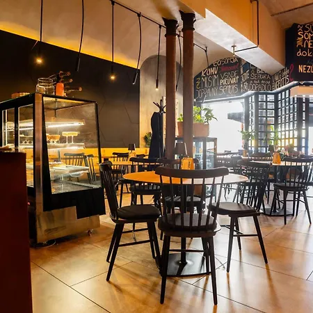 Appartement Cozy Main Square Iii With Breakfast *